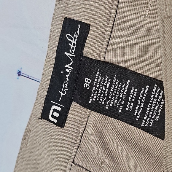 Travis Mathew Beige‎ Chino Shorts Size 38 - Picture 2 of 4
